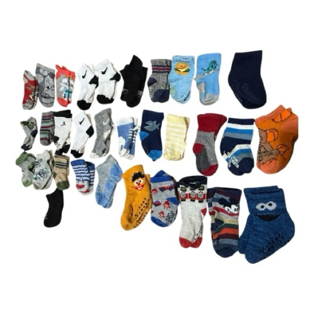 Set of 32 Baby Socks (3M–24M) – Mixed Styles & Brands – Great Condition